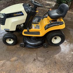 Cub Cadet Riding Lawnmower 