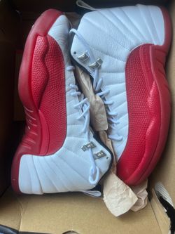 Jordan 12 Size 11 Men - Cherry 12s
