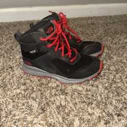 The North face Hydro seal hiking boot youth size 2