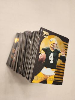 Huge lot of 1997 Zenith Football including 124 Artist's Proofs.