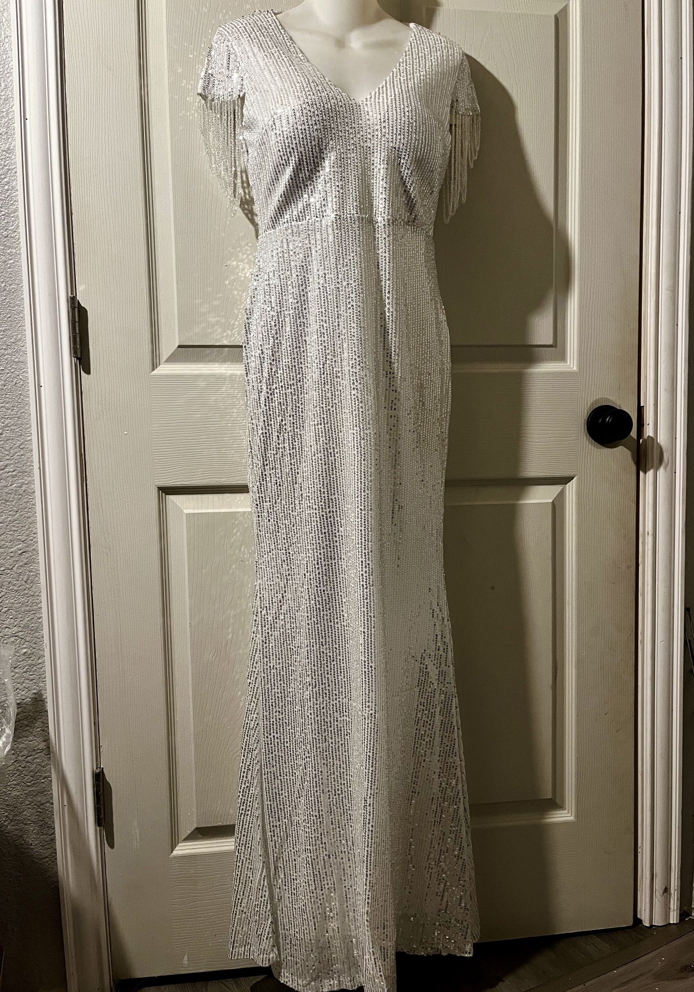 NEW Women’s Sequin Dress…SMALL