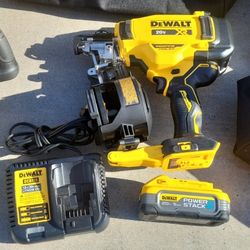 New Dewalt 20v Roofing Nailer Kit $300