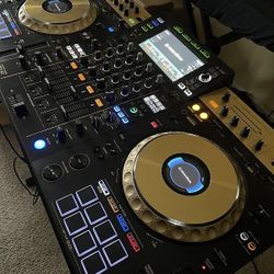 Pioneer XDJ-XZ 4 -Channel, Golden Edition Controller