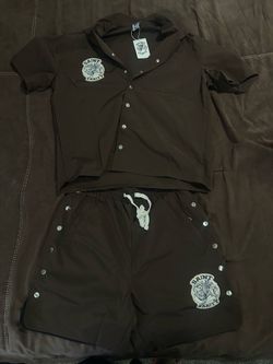 Saint Vanity Brown Set