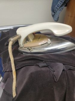 Vintage Travel Iron