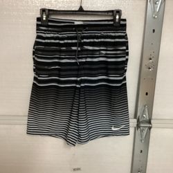Nike swimming trunks men’s size small