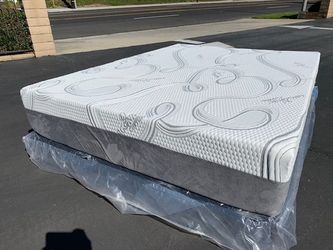 King Organic Cool Gel Memory Foam!!