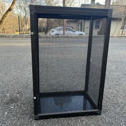 Chameleon Cage