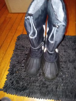 Well Padded Winter Suitable Boot