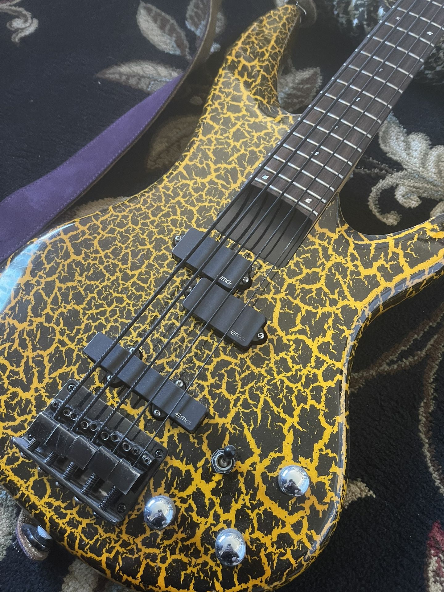 Samick Saturn Artist Series 5 String Bass for Sale in El Cajon, CA