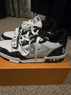 Authentic Louis Vuitton Sneakers  Size 13