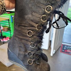 Size 7 Boots 