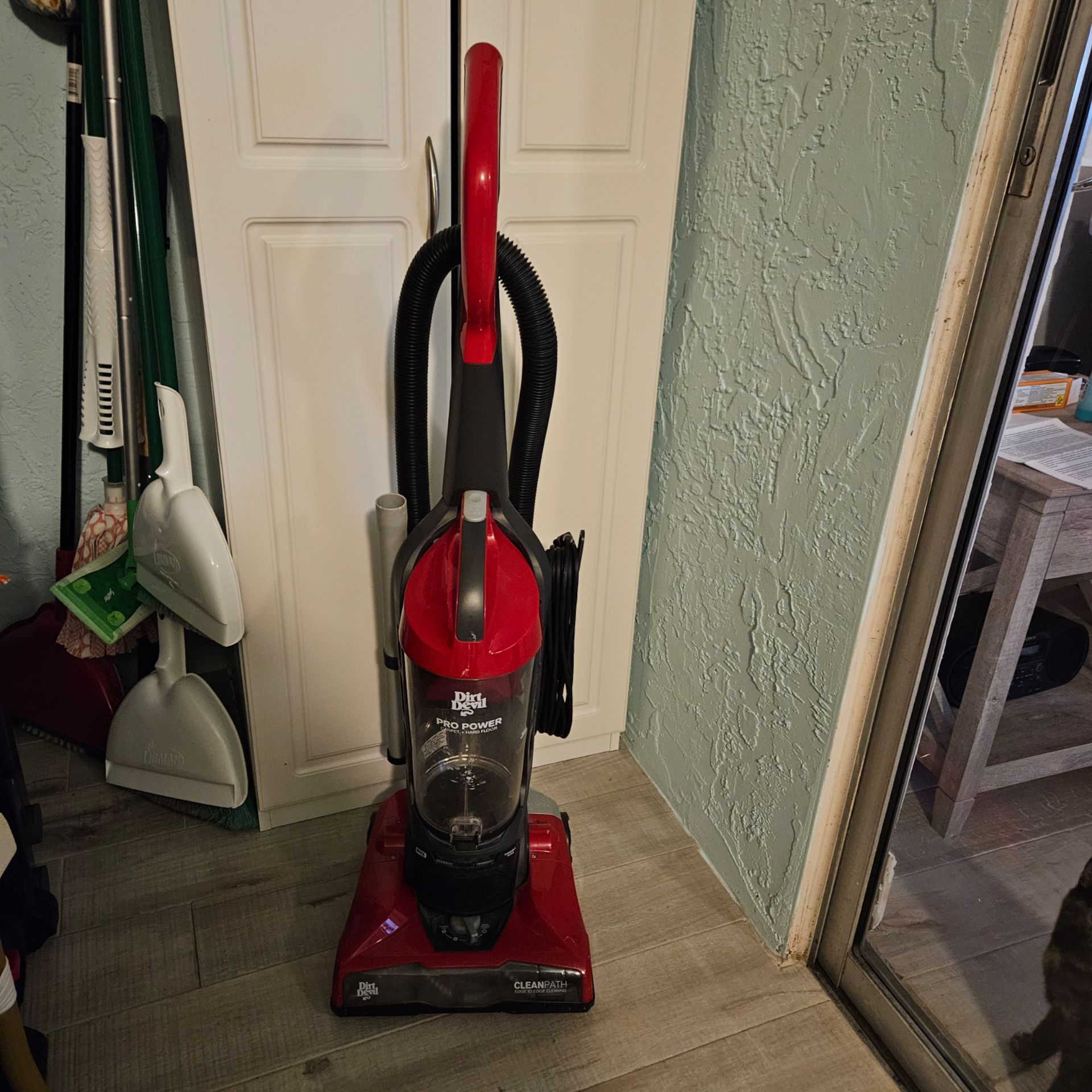 Dirt Devil Upright - Like New