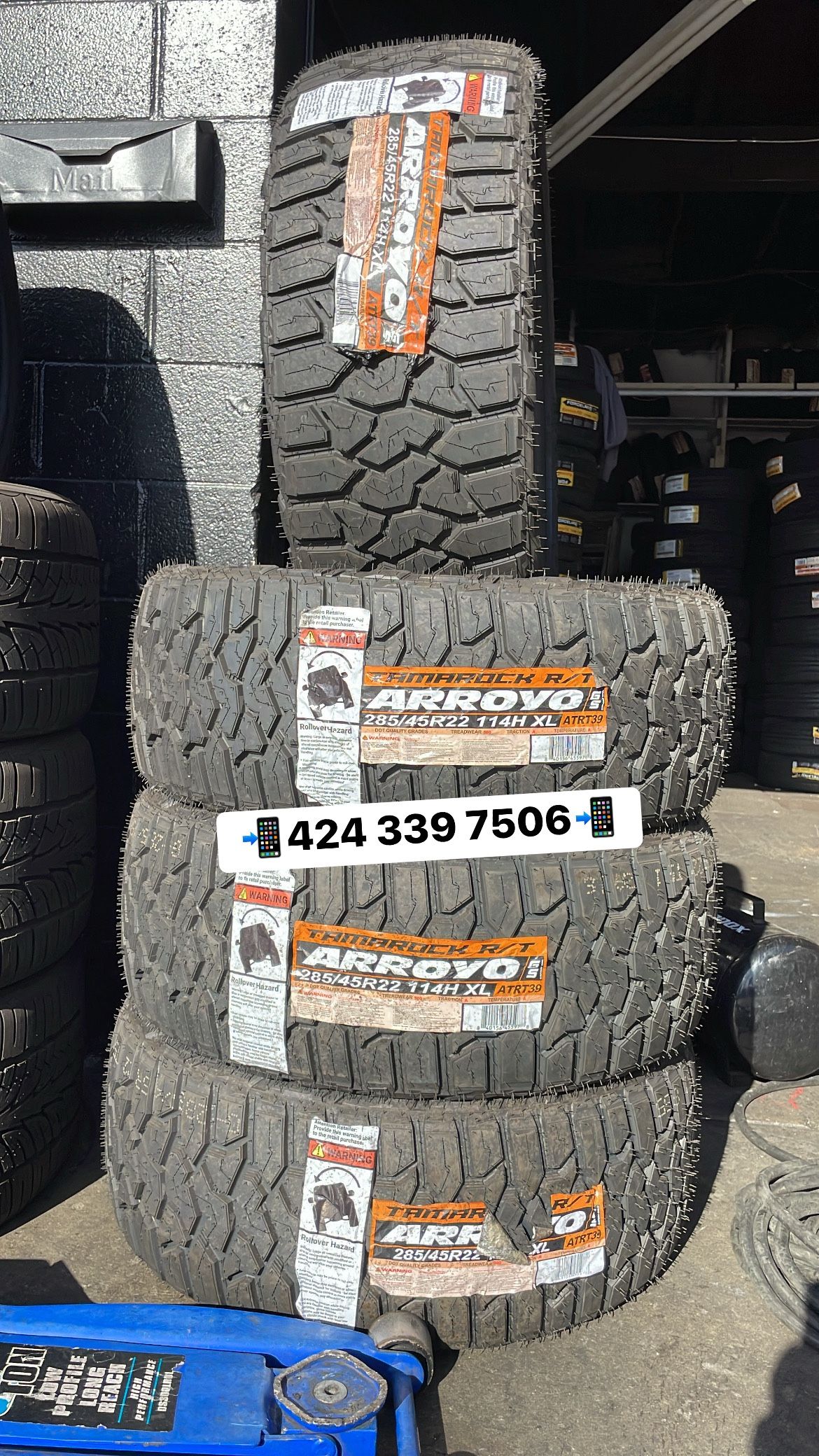 Vendo Set De Llanta 285/45R22 Marca ARROYO