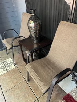 Patio Chair Set with Side Table