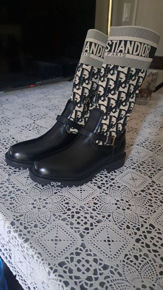Size 7 Boots