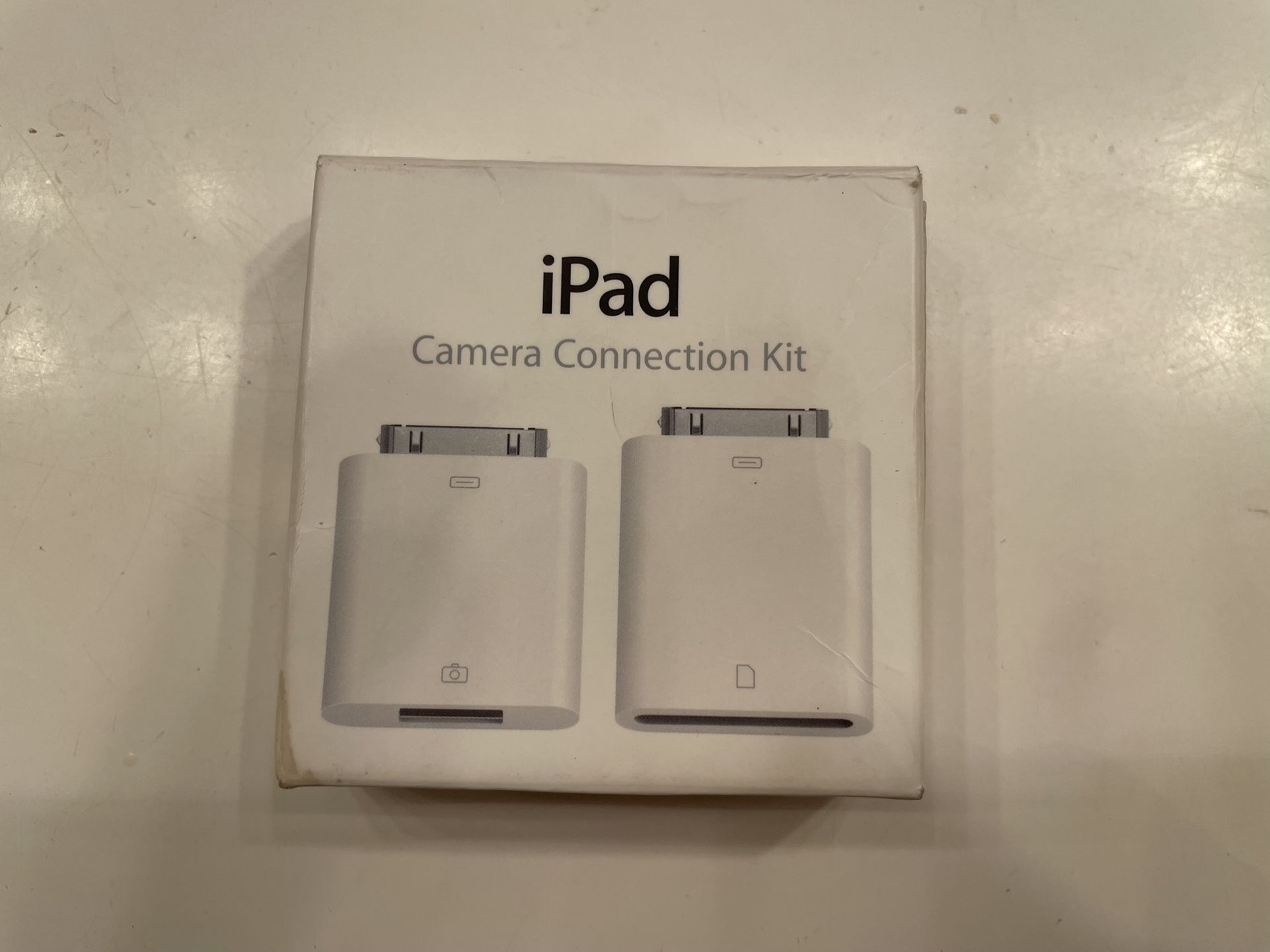 Apple iPad Camera Connection Kit. Never Used! Still In Box