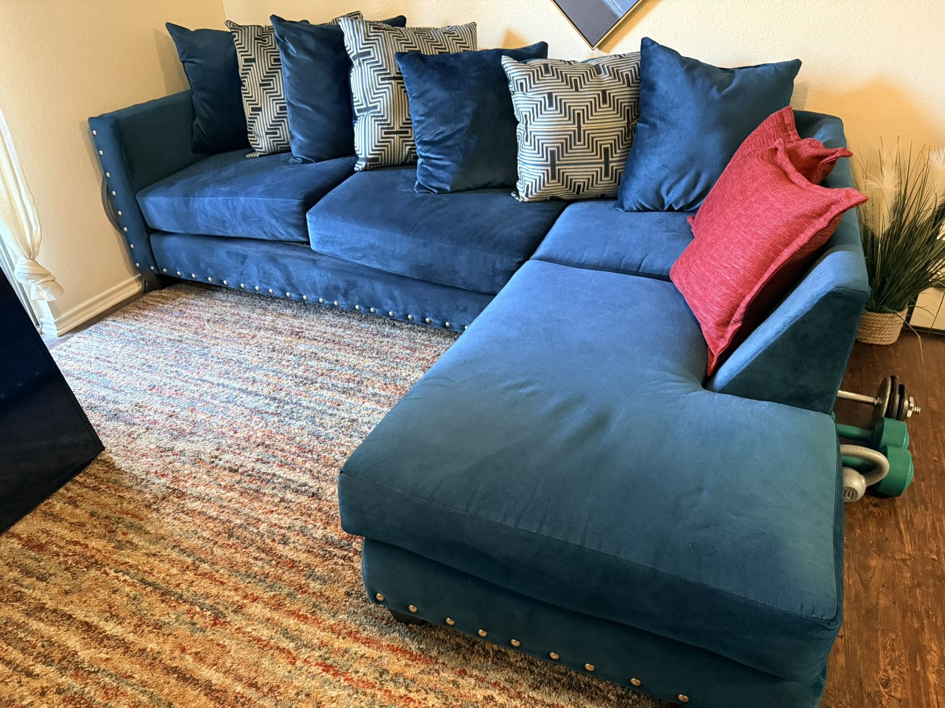 Modern Blue L Shaped Sectional Couch – Clean Pillows Included