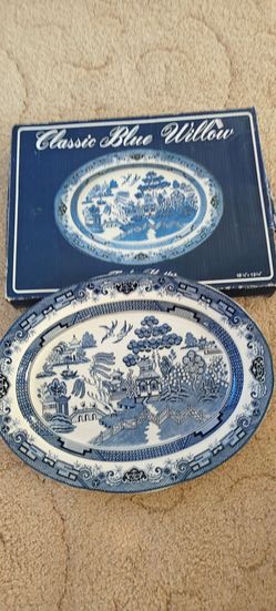 Blue Willow 18 1/4" Oval Turkey Platter Vintage, Heritage Mint Blue White