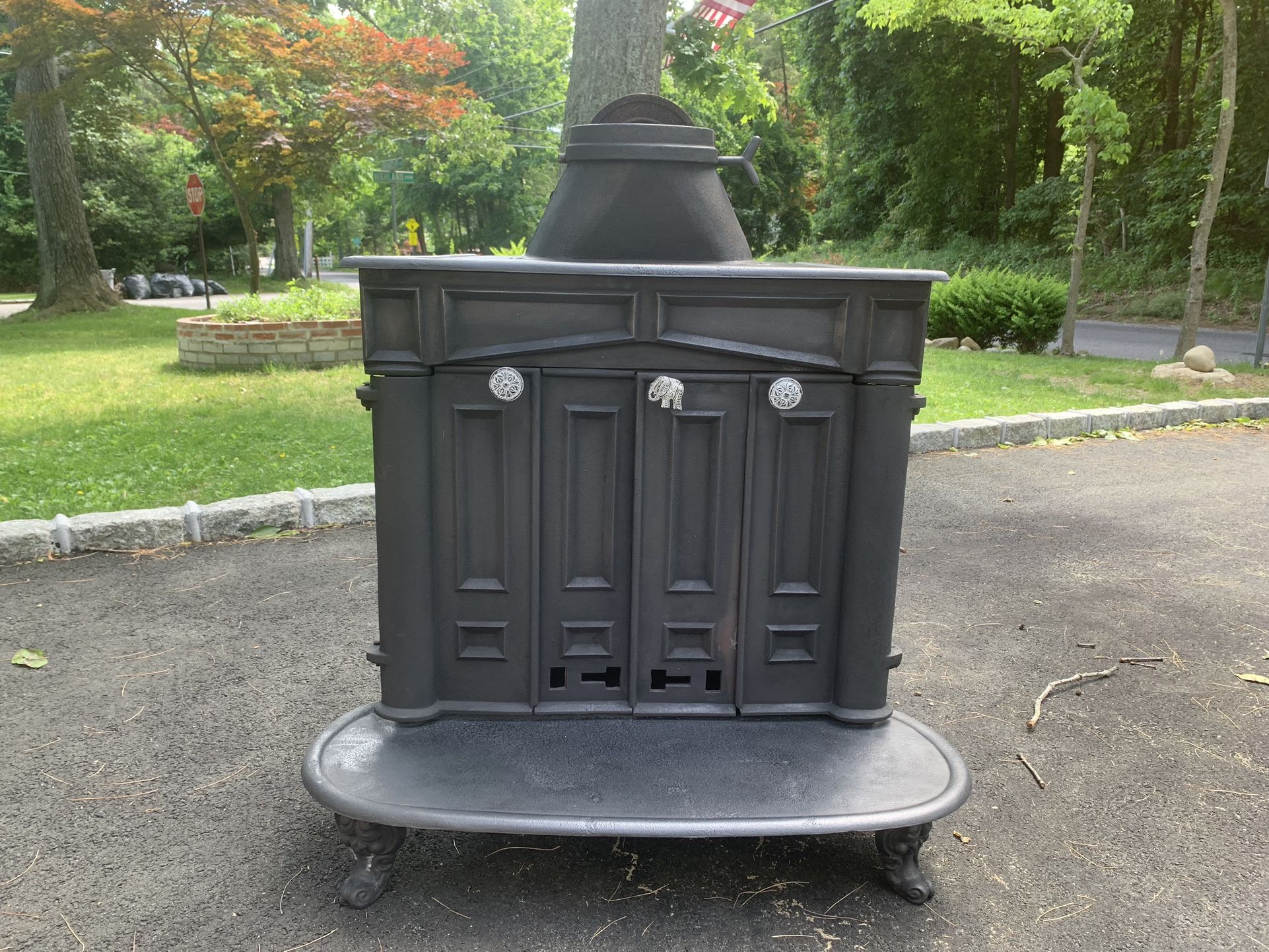Indoor/outdoor Free Standing Fireplace/wood Stove for Sale in Shoreham, NY  - OfferUp