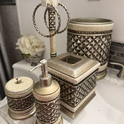 Bathroom Set