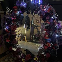 Handmade Gothic Cat Mirror With Lights And Decor All Year Round 
