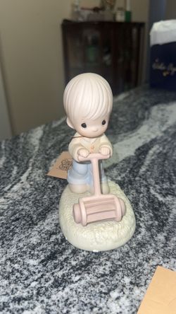 1989 Enesco Precious Moments "Mow Power to Ya!" Figurine