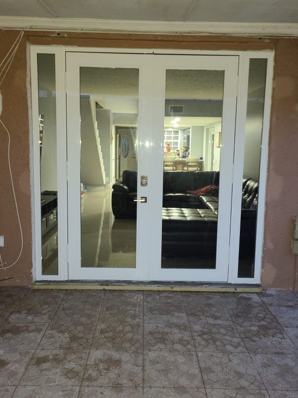 Puertas y ventanas de impacto for Sale in Hialeah, FL OfferUp