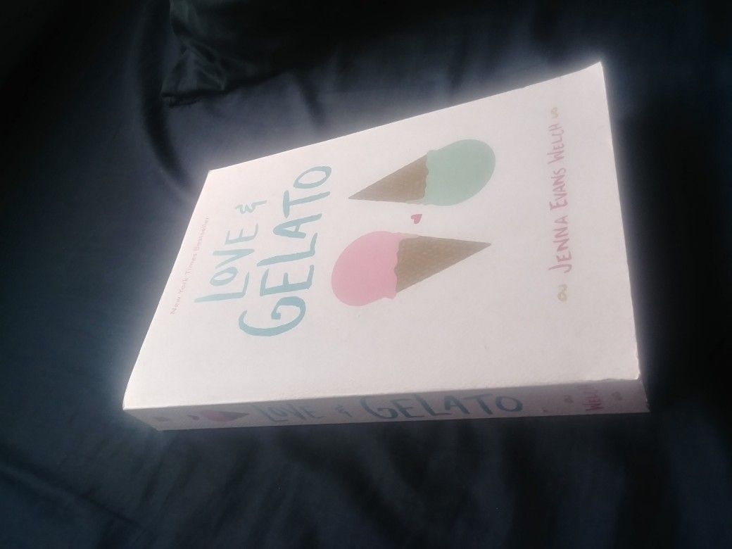 Book love and gelato