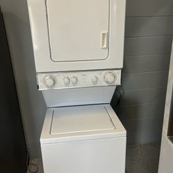 Whirlpool Stakable Works Great 