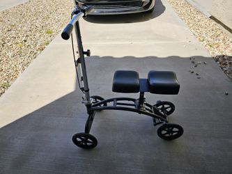 Knee Caddie Knee Scooter