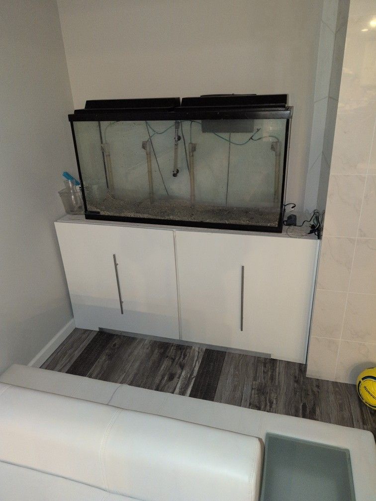 Fish Tank 55 Gallon And Stand
