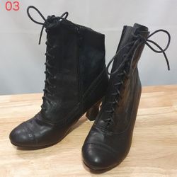 Black Ankle Boots Size 9 (03)