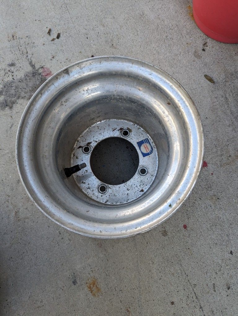 One 8" Honda ATV Rims