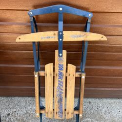 Vintage Runner Sleds