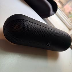 Black beats pill