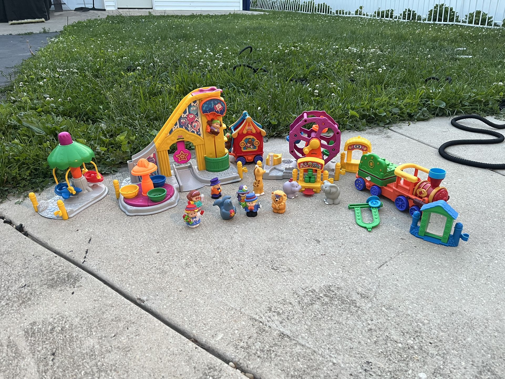 Little People Circus