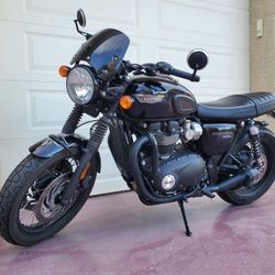 2020 Triumph Bonneville T120 Black