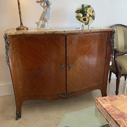 Antique Marble Top Chest Of Drawers Or Comode