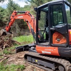 Kubota Excavator  Thumbnail