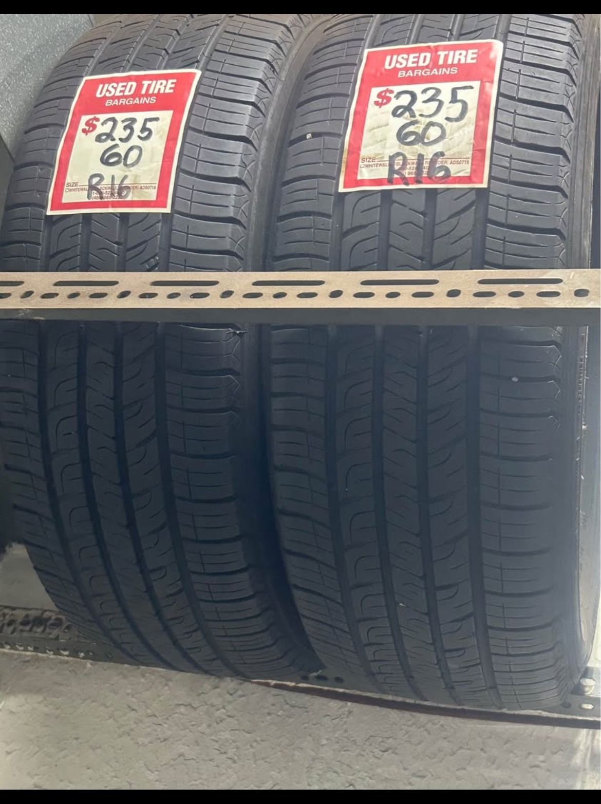 Good Year Assurance Comfort Touring. 235-60-16