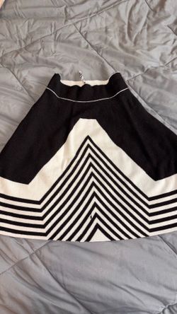 Women's Skirt - Size M