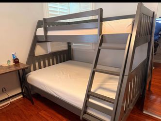 Bunk beds frame ( no mattress)