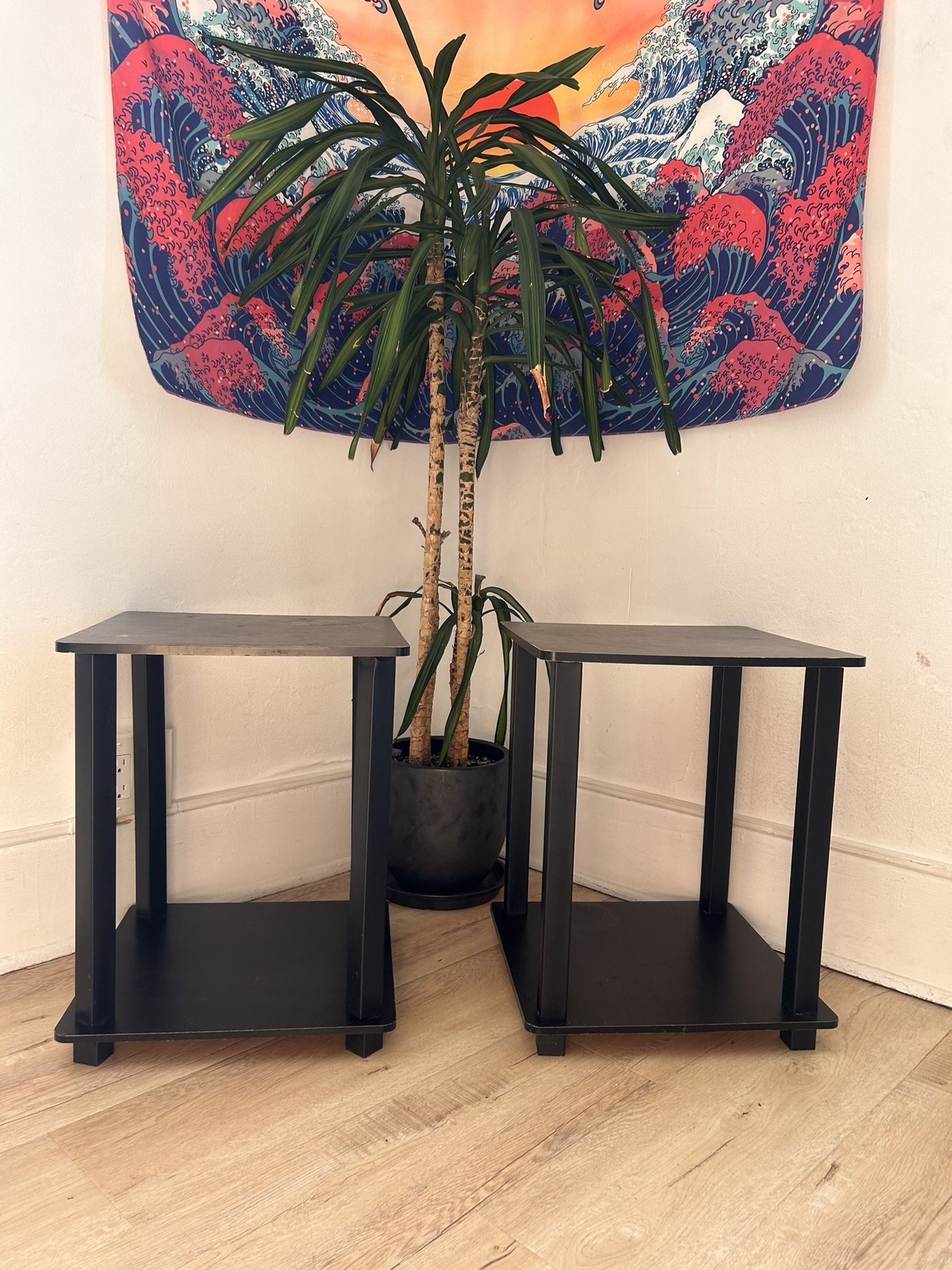 Family dollar end tables discount