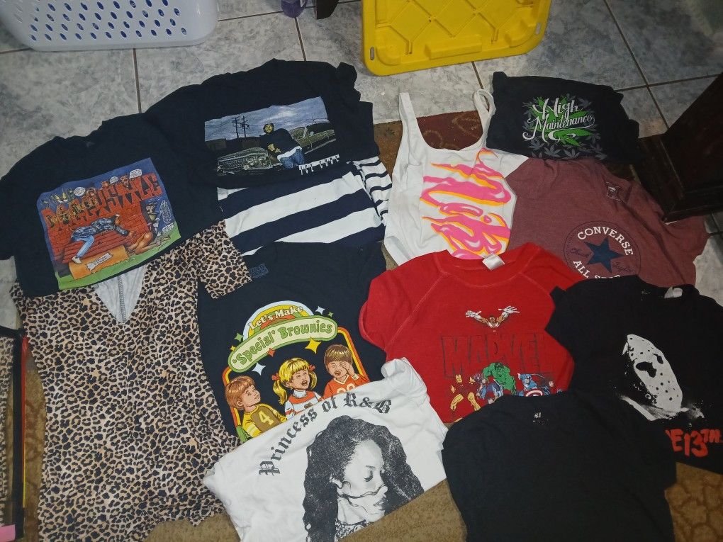 CLOTHES Bundle (WOMENS)