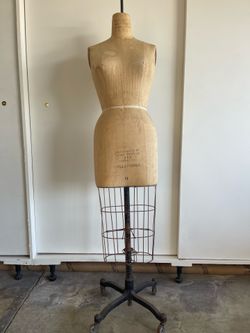 Dress form- Vintage