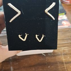 Victoria Secret Earing And Braclet Set