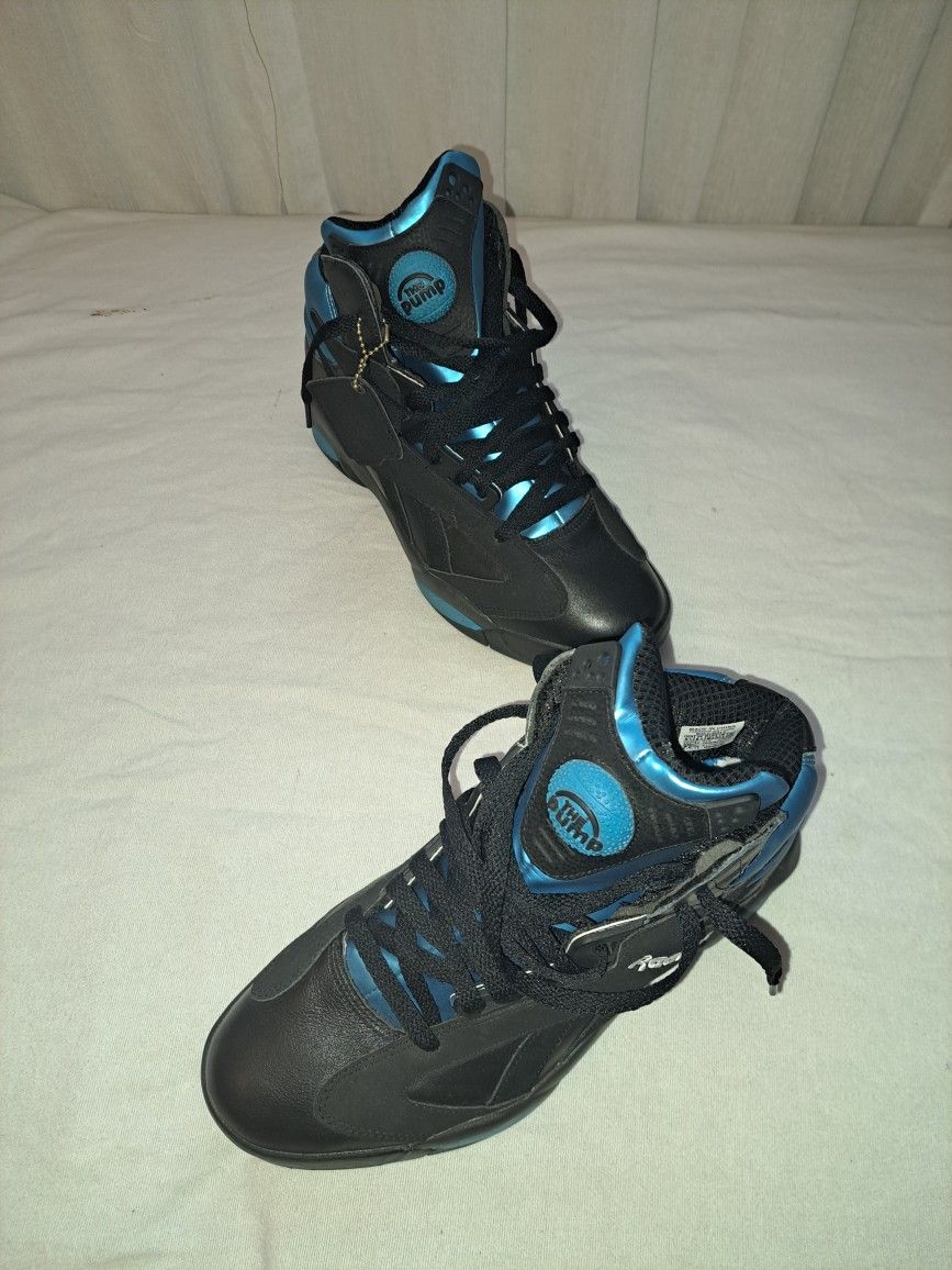 REEBOK SHAQ ATTAQ  SIZE 9