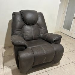 Recliner Chair 