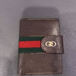 Vintage Gucci wallet 
